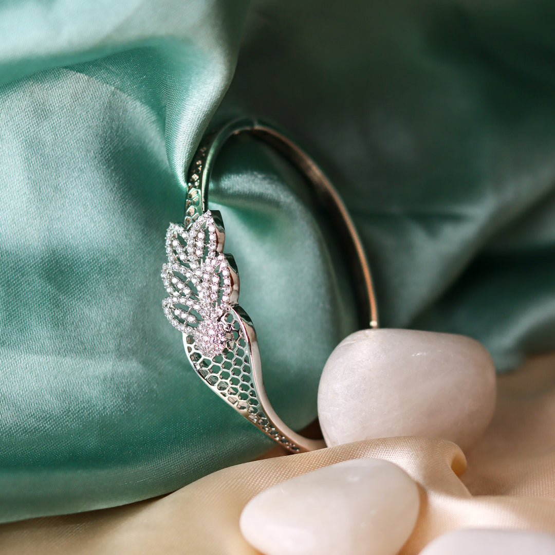 Elegant 925 Sterling Silver Women's Bracelet