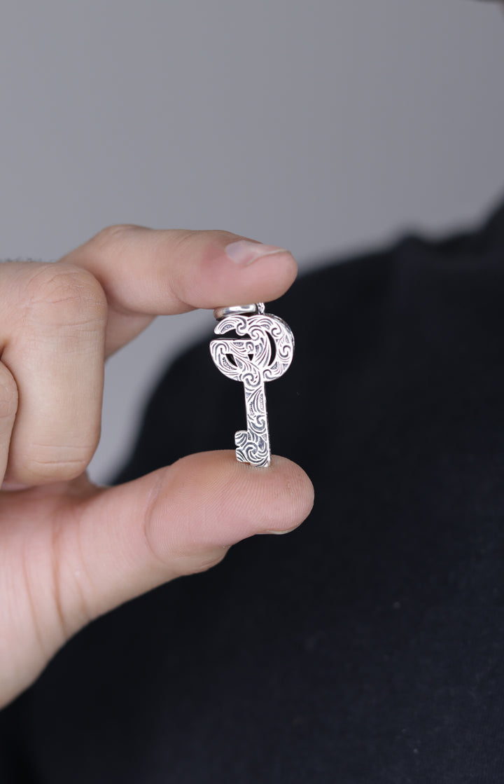 Gucci Key 925 Sterling Silver Chain Pendant